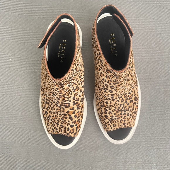 Cecelia New York Gianna Leopard Wedge Peep Toe Adjustable Ankle Strap Sandals - Picture 5 of 12